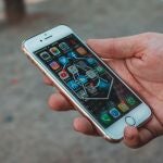 El iPhone 6 se salva por los pelos.