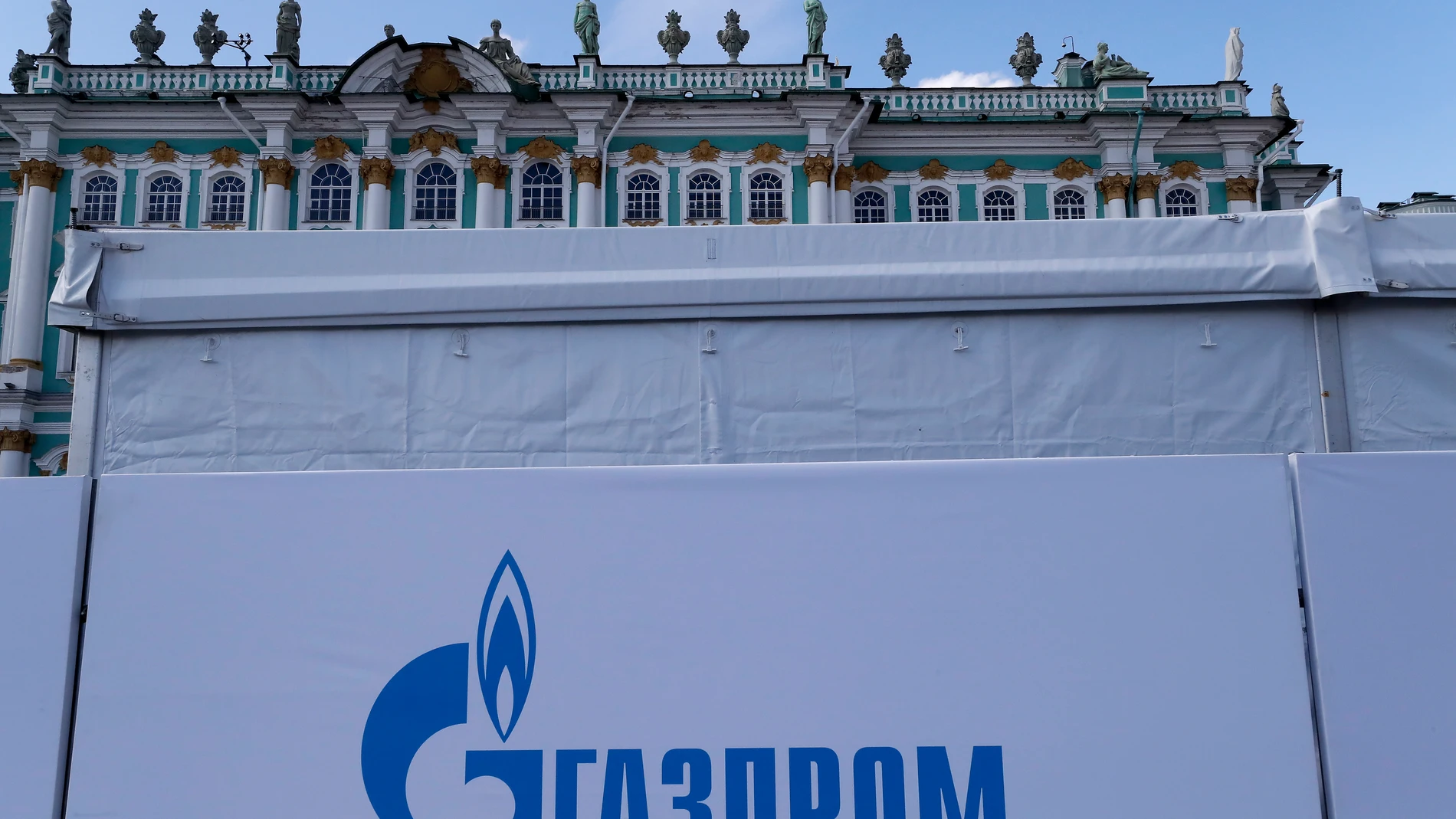 Según Moscú, cerca de la mitad de los importadores extranjeros del gas ruso ya han abierto cuentas en Gazprombank para efectuar el pago por el esquema propuesto por el Kremlin