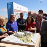 La consejera de Familia e Igualdad de Oportunidades, Isabel Blanco, presenta las obras de la nueva residencia para personas mayores.