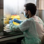 200 veces suele leerse el ADN de un virus para su análisis, de este virus solo se han conseguido 7