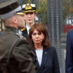 El presidente lituano Egils Levits, a la derecha, en Riga