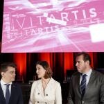 La ministra de Industria, Comercio y Turismo, Reyes Maroto, el alcalde de Valladolid, Óscar Puente, y el presidente de Vitartis, Pedro Ruiz, participan el II Congreso de la Industria Alimentaria de Vitartis