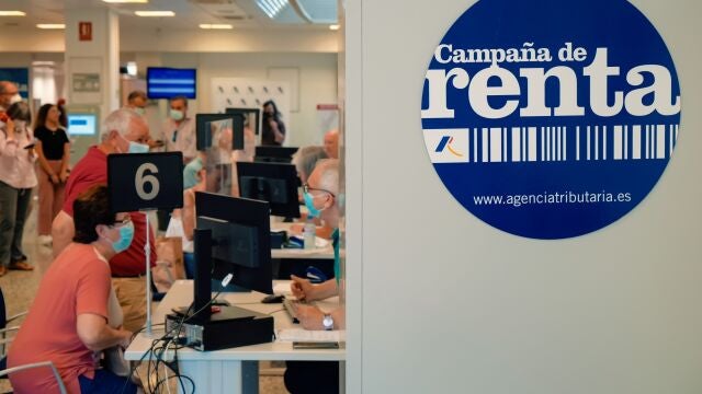 Imagen de una oficina de la Agencia Tributaria en Valencia