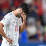 Asensio se lamenta después de disparar al poste contra la República Checa