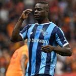Mario Balotelli con el Adana Demirspor.