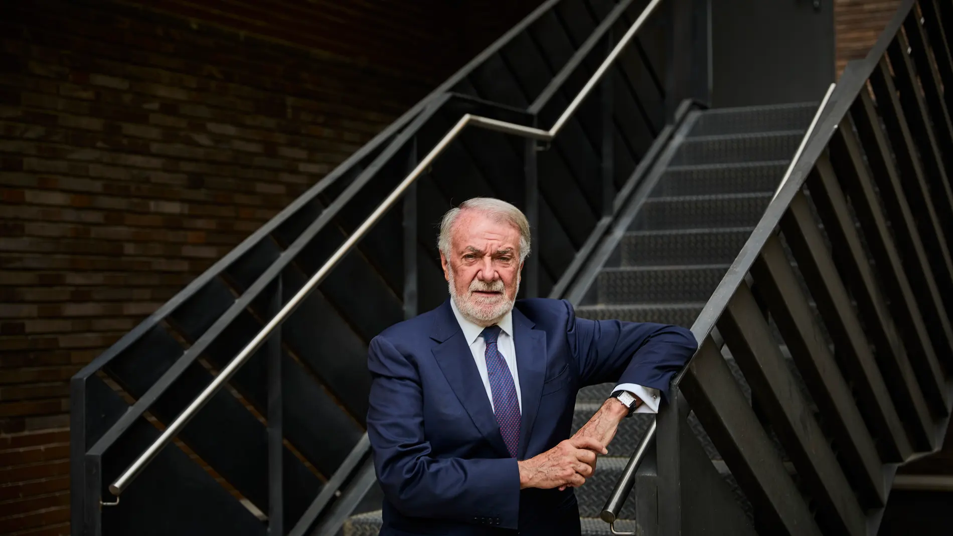 Entrevista con Jaime Mayor Oreja, impulsor de la plataforma Neos, para la defensa de valores como la unidad nacional, la familia o la Corona.