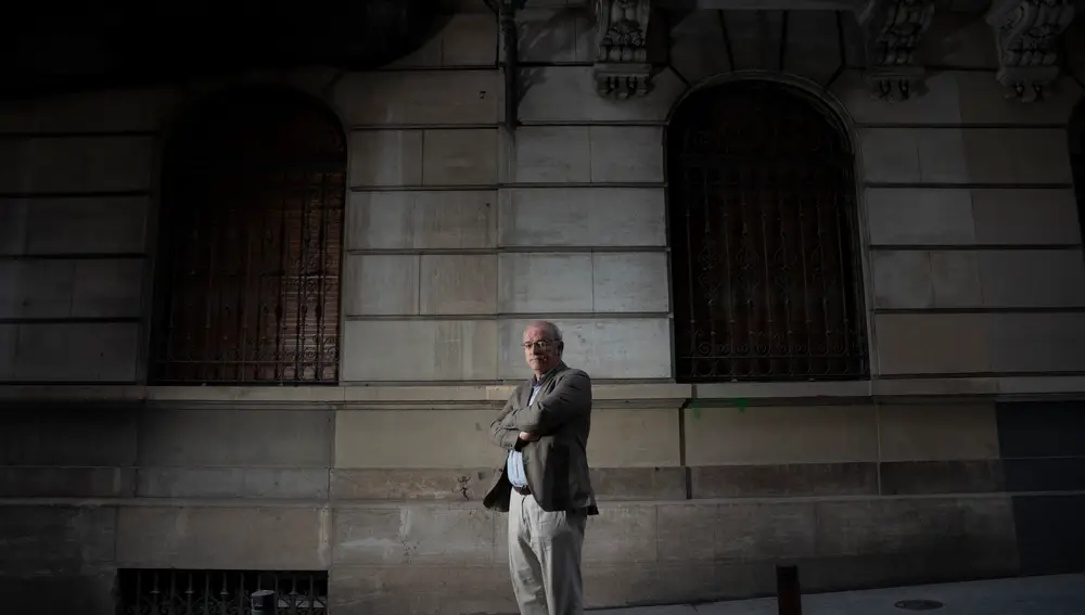 1. Calle de Fomento, número 9. Controlada por el Gobierno y bautizada como Comité de Salud Pública, emulando el puesto en marcha por Robespierre en el Terror de París, en la Francia de 1793, “se dedicó a la limpieza ideológica”
