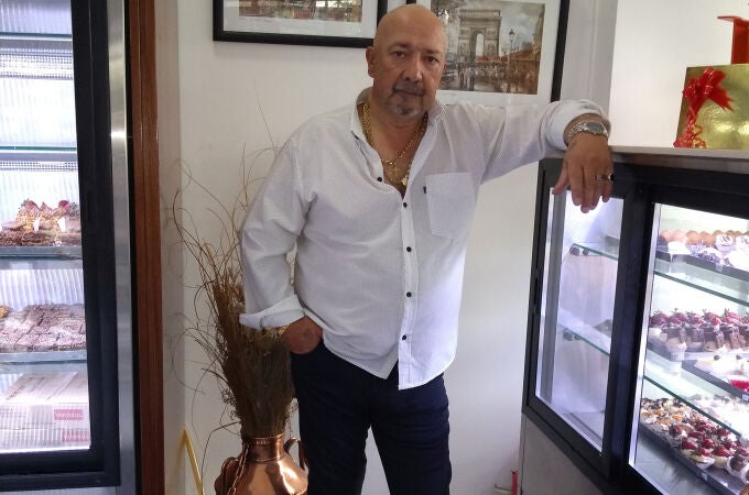 La impagable labor social del padre de Chenoa en un geriátrico de Buenos Aires