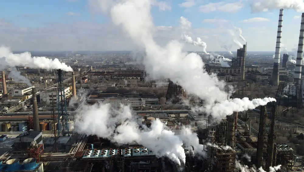 La planta de Azot en Severodonetsk, en la región de Lugansk, Ucrania. (Foto de ARCHIVO) 17/02/2021
