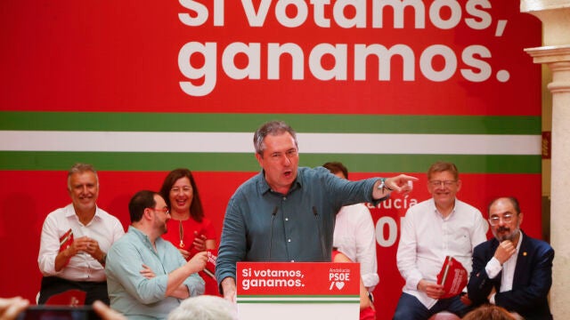 El candidato a la Presidencia de la Junta y secretario general del PSOE de Andalucía, Juan Espadas, en el foro 'Gobernanza socialista en las comunidades autónomas' en Córdoba. Rafael Madero / Europa Press