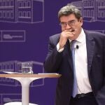 El ministro de Inclusión, Seguridad Social y Migraciones, José Luis Escrivá