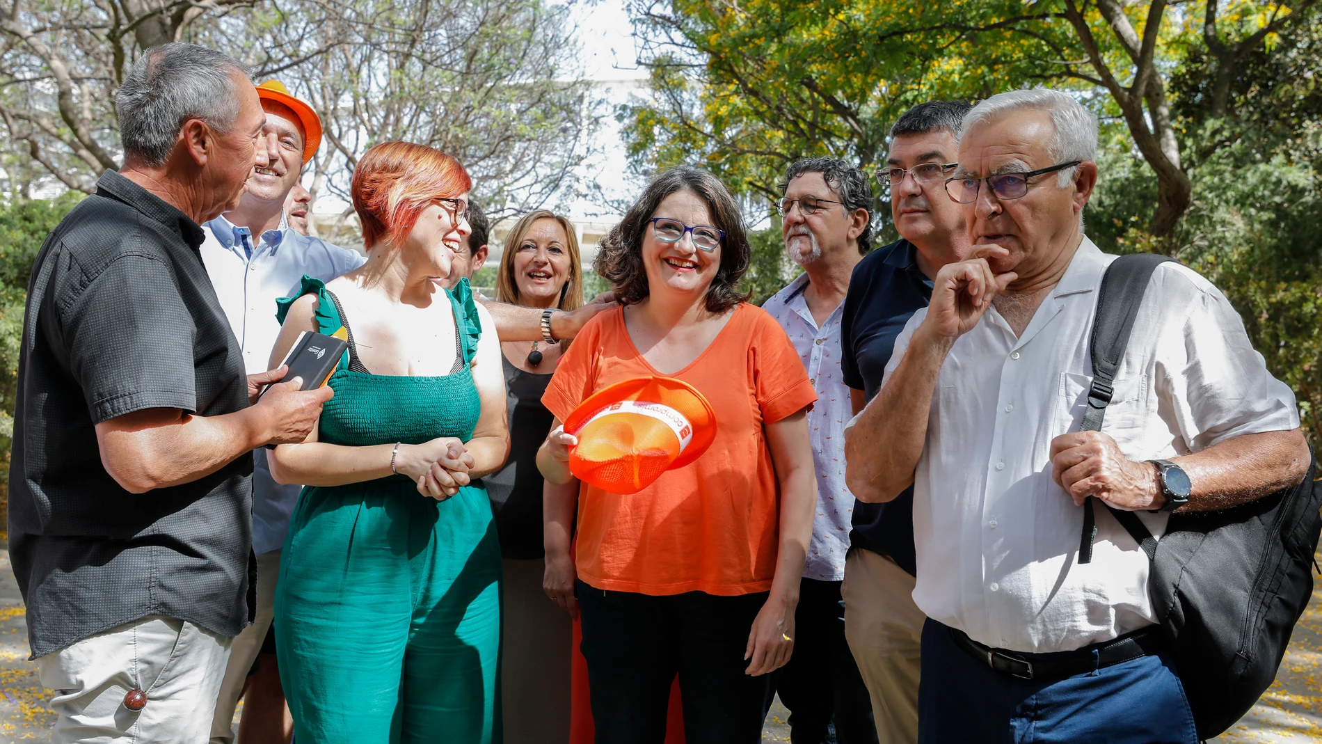 Mónica Oltra junto a los principales dirigentes de la formación de Compromís