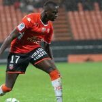 Houboulang Mendes con el Lorient.