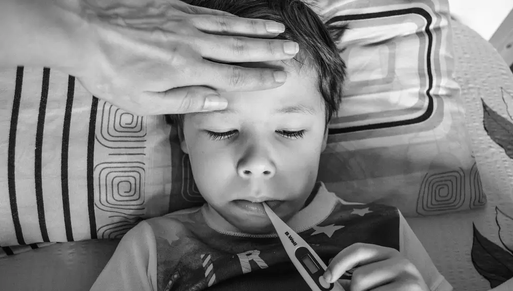 Niño con fiebre