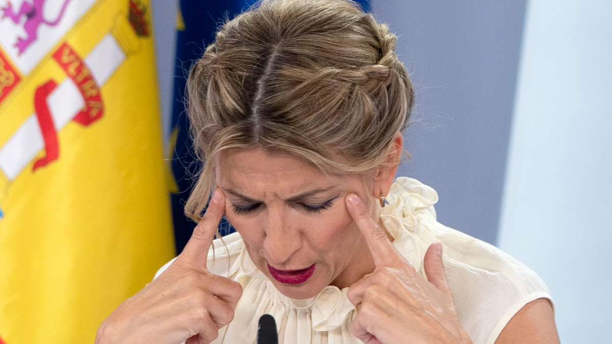 La vicepresidenta segunda y ministra de Trabajo y Economía Social, Yolanda Díaz, comparece tras la reunión del Consejo de Ministros en Moncloa