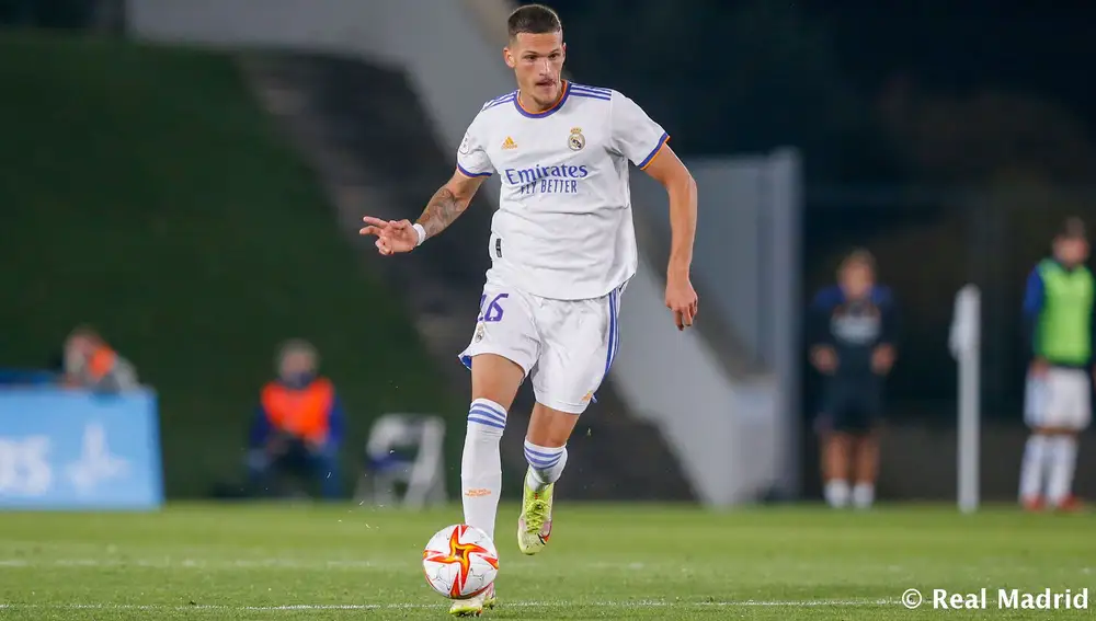 Rafa Marín con el Real Madrid.