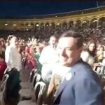Juanma Moreno, a su llegada a la plaza de toros de Sevilla