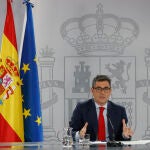 El ministro de la Presidencia, Félix Bolaños, podrá declarar por escrito como testigo en relación al espionaje con Pegasus
