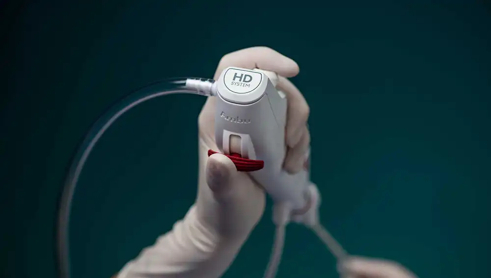 Última generación. El Ambu® aScope™ 5 Broncho ahora cuenta con calidad de visión de alta definición.