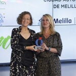 Gloria Rojas Ruiz, vicepresidenta primera de la Ciudad Autónoma de Melilla, junto a Elena Fernández, consejera de Cultura de Melilla