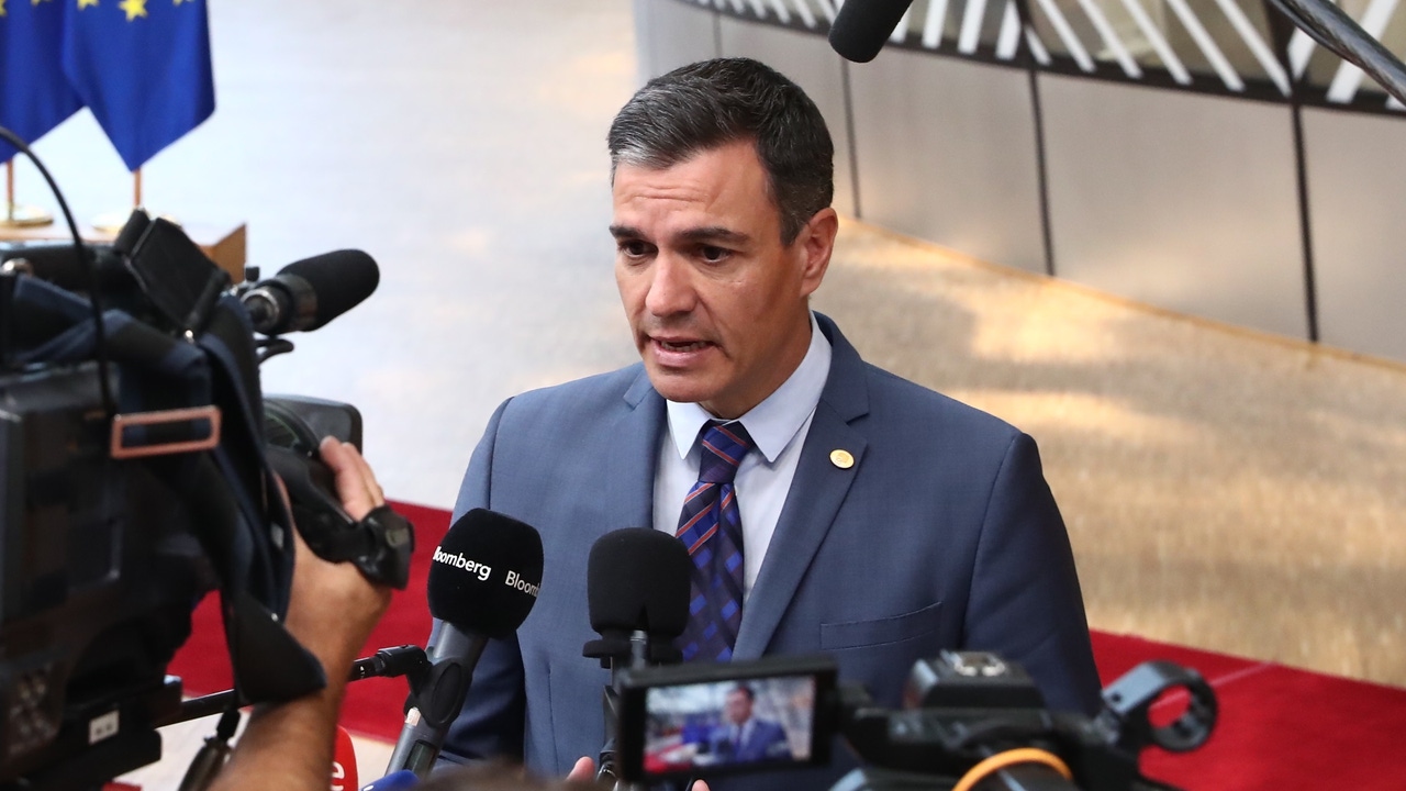 Sánchez pide "tiempo" a Puigdemont para que no rompa: "A Cataluña le sienta bien este Gobierno"