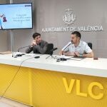 El edil de Hacienda y Desarrollo Innovador de los Sectores Económicos en València, Borja Sanjuán, y el vicealcalde de la ciudad, Sergi Campillo,