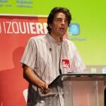 El coordinador de IUCyL, Juan Gascón, durante la conferencia Política Municipal