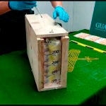 Detenido un hombre en El Espinar (Segovia) por llevar ocultos en una caja de madera 10.800 euros en billetes falsos