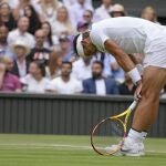 Nadal, durante su partido contra Fritz, en el que se agravó su lesión