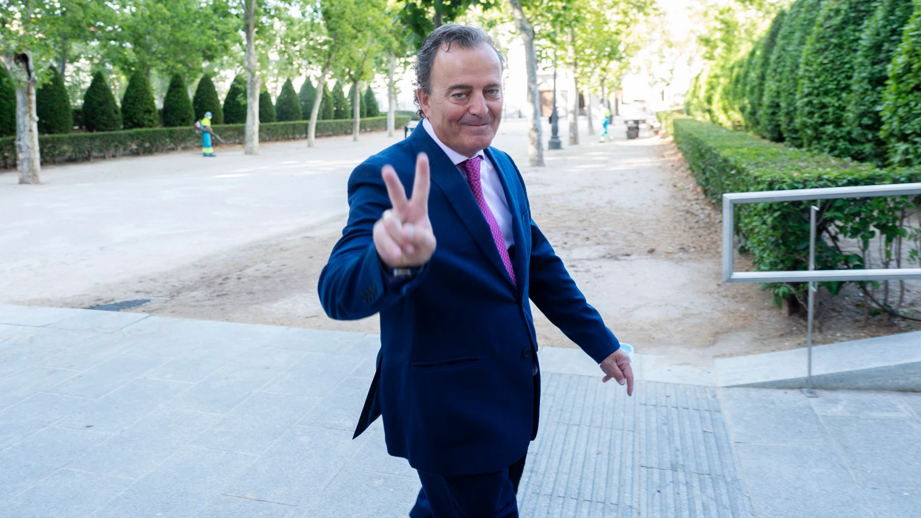 El ex juez Fernando Presencia, a su llegada a la Audiencia Nacional para declarar como imputado por sus presuntas injurias y calumnias contra magistrados del Tribunal Supremo, en la sede de la Audiencia Nacional, a 7 de julio de 2022