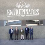 El consejero agrario Gerardo Dueñas visita Queserías Entrepinares