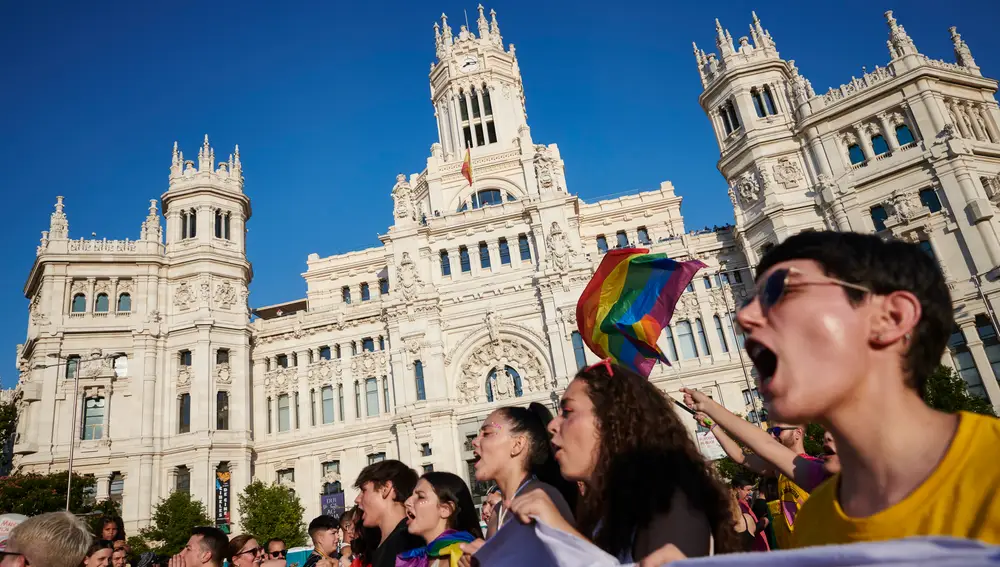 Manifestación del Orgullo 2022 que este sábado recorre las calles de Madrid bajo el lema “Frente al odio: visibilidad, orgullo y resiliencia”
