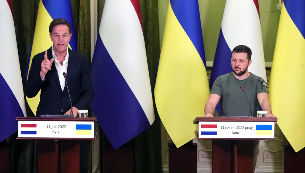Zelensky con el primer ministro holandés Mark Rutte