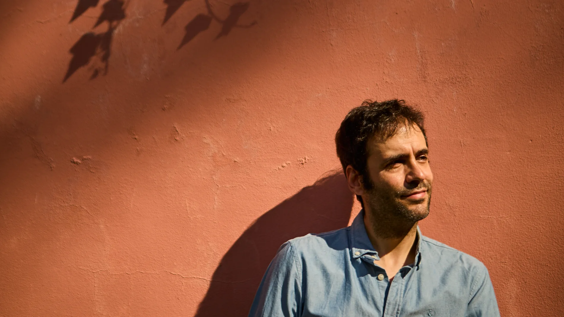 Entrevista con el filósofo Jorge Freire que publica el ensayo 'Hazte quien eres’.