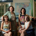 De izquierda a derecha, María de la Vieja, Rocío Vega, Rebeca Bajo y Alba Hitado, en la ONT