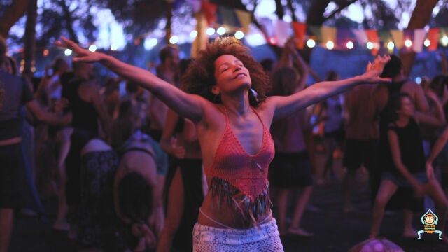 El Ecstatic Arts Festival celebra su tercera edición en San José del Valle, en Cádiz.
