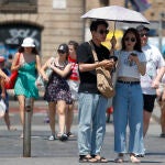 Barcelona ha recuperado la actividad turística a niveles de la prepandemia, sin embargo esa recuperación no es tan evidente entre los visitantes de nacionalidades como la rusa o las asiáticas. Por contra, el mercado estadounidense y nacional tiene ahora un gran peso