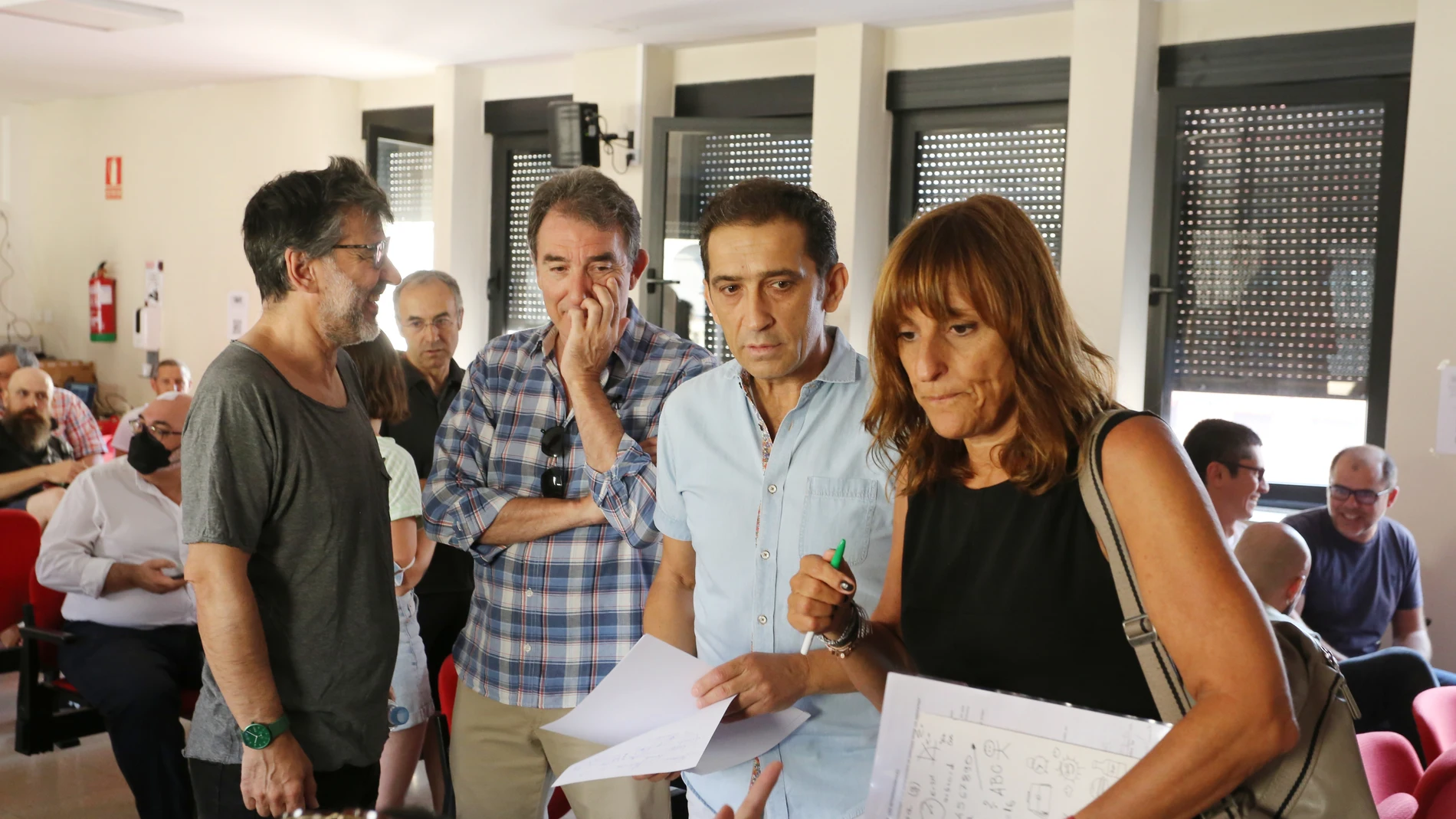 La secretaria de Internacional, Cooperación y Migraciones de CCOO, Cristina Faciaben, y el secretario general de CCOO Castilla y León, Vicente Andrés Granado, inauguran el Seminario Sindical Internacional para enfrentar el fascismo.