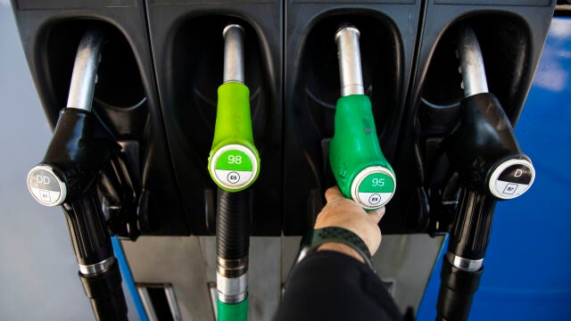 &iquest;Qu&eacute; indican las siglas E5 y E10 que aparecen en el surtidor de gasolina?