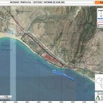 Incendio declarado este viernes muy cerca de la costa en Tarifa (Cádiz). INFOCA