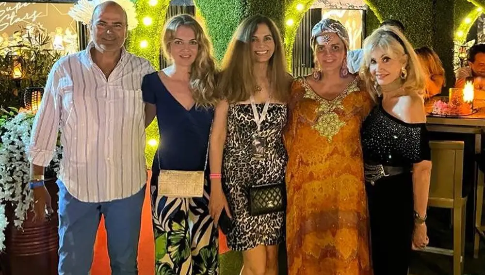 Mario Tassistro, Alexandra Polacci, Nasrin Zhiyan, Sandra García-Sanjuán y Annabella De Amicis