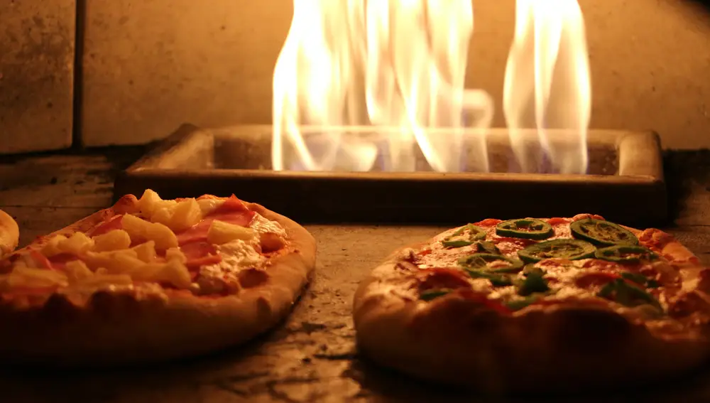 Pizzas en el horno
