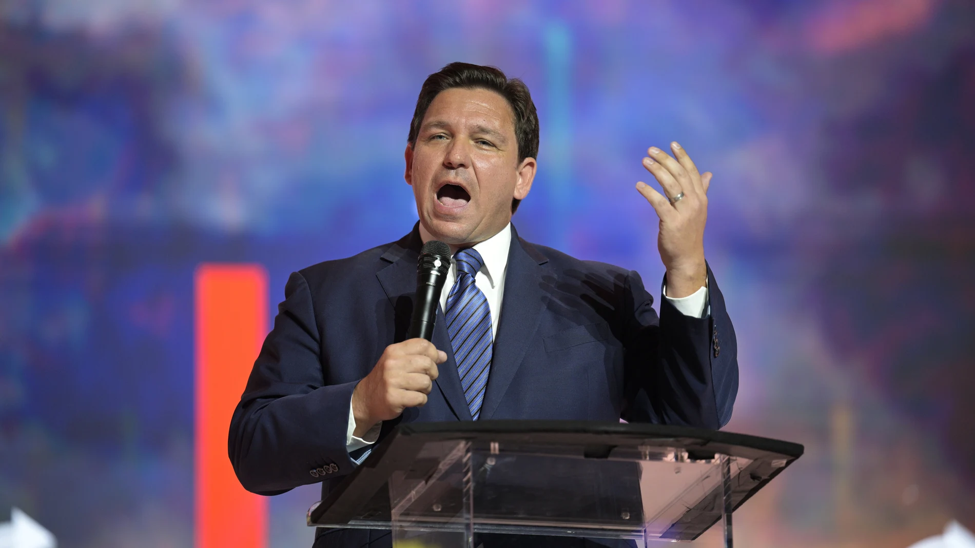 El gobernador de Florida, Ron DeSantis, un líder en alza en el Partido Republicano