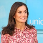 La Reina Letizia con el mismo vestido que Leonor.