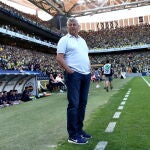 Mircea Lucescu, entrenador del Dinamo Kiev, durante el partido ante el Fenerbahçe
