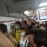 Imagen de uno de los trenes que se dirigen a Valencia desde las líneas C1 y C2