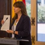 Doña Laura, eso pasa por ponerse estupendos