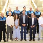 El alcalde de Valladolid, Óscar Puente, junto a los suboficiales