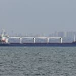 El buque "Razoni" sale del puerto de Odesa