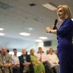 Liz Truss participa en Londres en un acto de campaña en las primarias "tories"